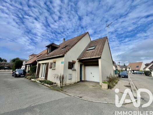 Maison à vendre 255 000 € 6 pièces 4 chambres 105 m² 213 m² de terrain Route de Verneuil Les Mureaux 78130