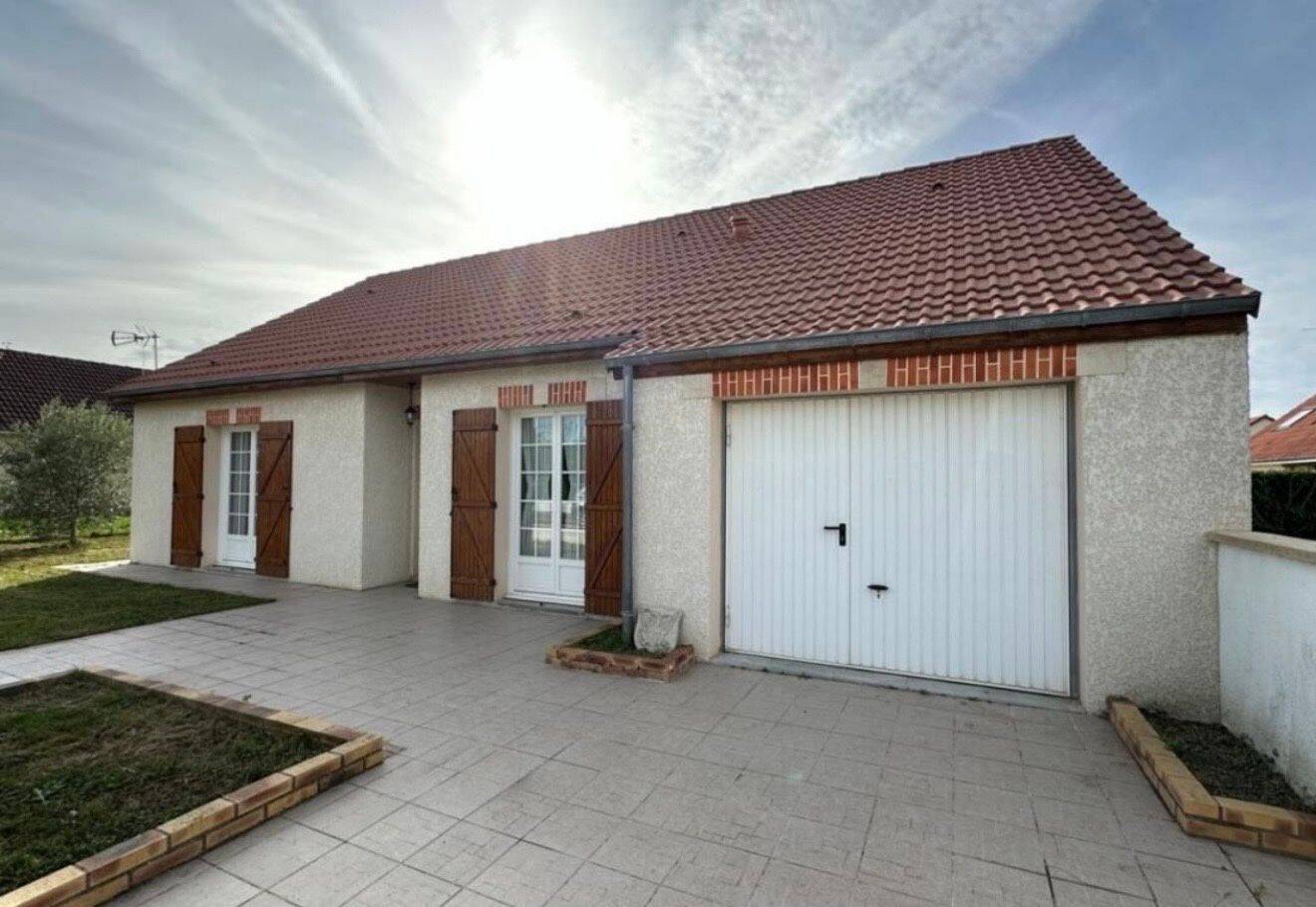 Maison 3 pièces 80 m² · à Gien · 80 m² · 800 €