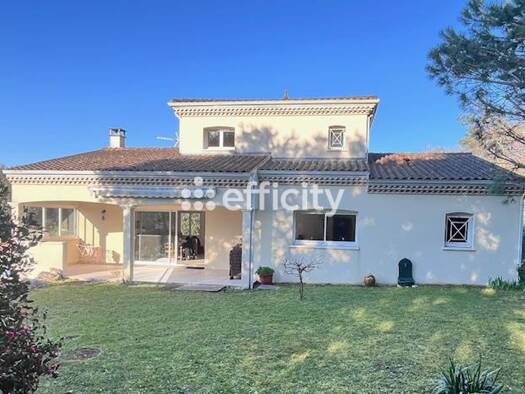 Pavillon à vendre 549 670 € 4 pièces 3 chambres 134 m² 1 070 m² de terrain Meschers-sur-Gironde 17132