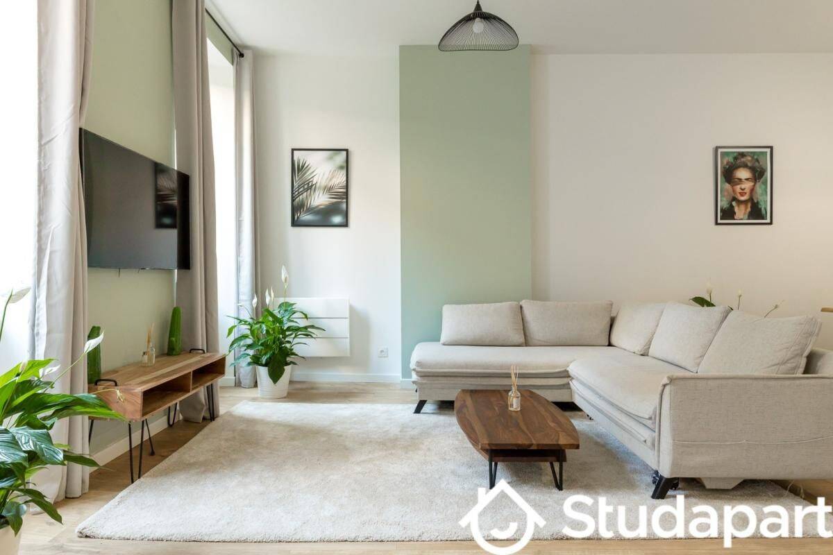 1 pièce 11 m² · à Marseille 6ème Arrondissement · 11 m² · 700 €/mois