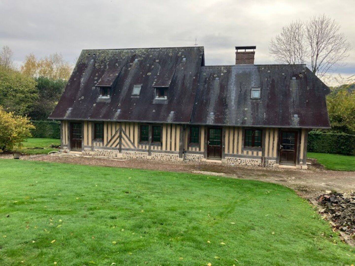 Maison 5 pièces 132 m² · à Pont-l'Évêque · 132,4 m² · 420 000 €