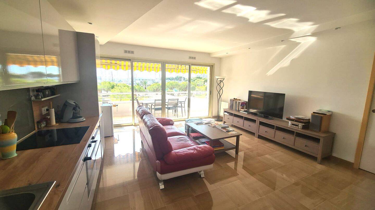 Appartement 4 pièces 68 m² · à Villeneuve-Loubet · 68 m² · 2 480 €/mois