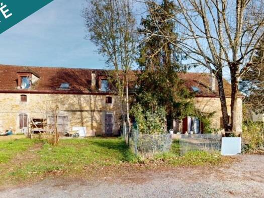 Immeuble à vendre 479 000 € 517 m² Le Bugue 24260