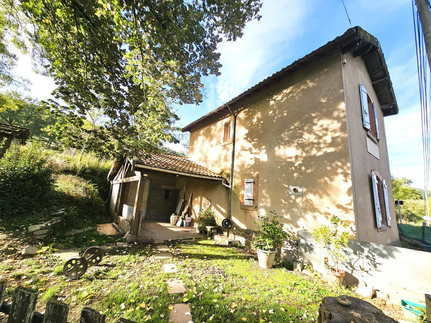 Maison 4 pièces 100 m² · à Saint-Juéry · 100 m² · 107 000 €