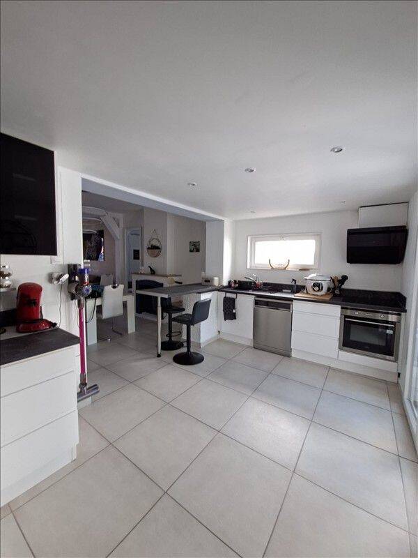 Maison 3 pièces 80 m² · à Béthune · 80 m² · 890 €