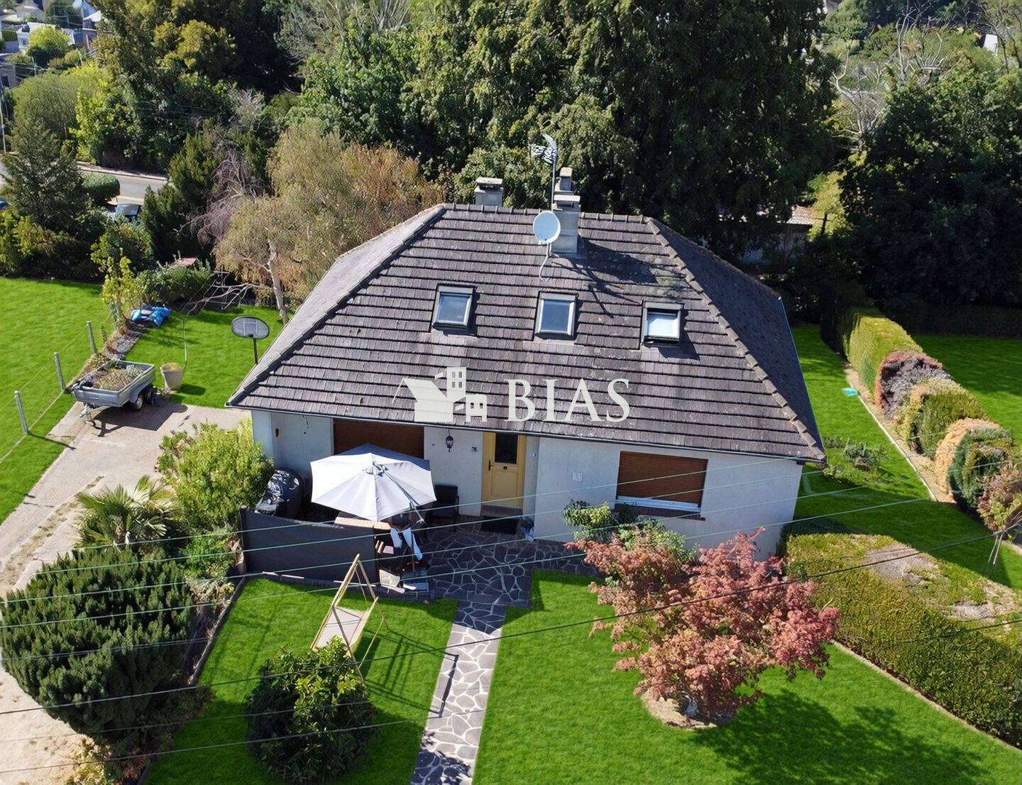 Maison 5 pièces 81 m² · à Bernay · 81 m² · 235 000 €