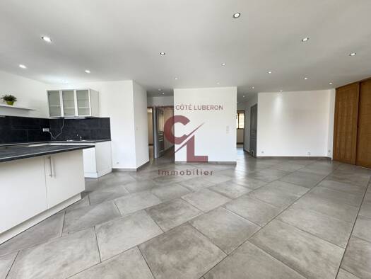 Appartement à vendre 178 000 € 5 pièces 3 chambres 101 m² Étage 1/1 Centre Ville Cavaillon 84300