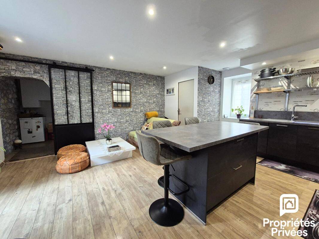 Maison 4 pièces 93 m² · à Collonges · 93 m² · 340 000 €