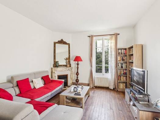 Maison à vendre 268 000 € 7 pièces 5 chambres 148 m² 100 m² de terrain Les Bains-République Vichy 03200