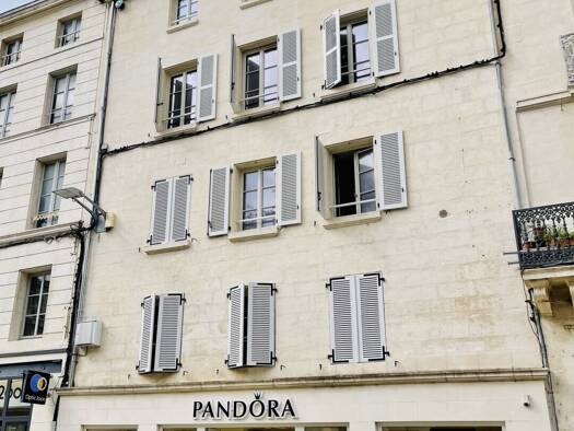 Appartement à louer 780 € 2 pièces 1 chambre 48 m² Étage 2/4 Centre Ville Niort 79000