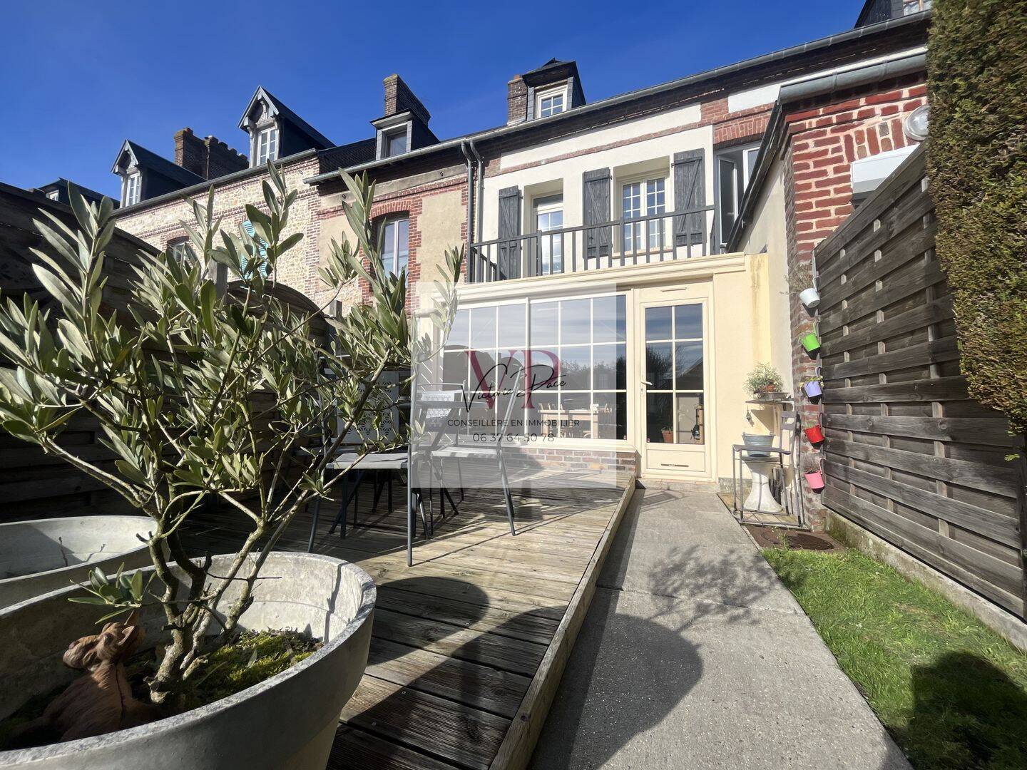 Maison 4 pièces 90 m² · à La Rivière-Saint-Sauveur · 90 m² · 270 000 €