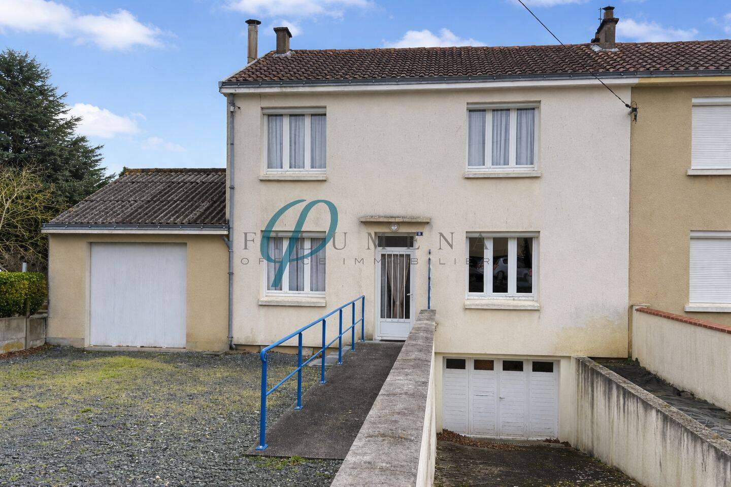 Maison 5 pièces 113 m² · à Montrevault-sur-Èvre · 113,3 m² · 137 800 €