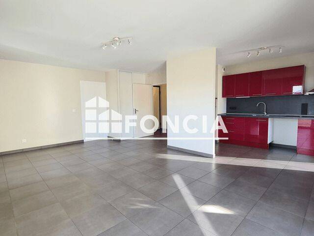 Appartement 2 pièces 62 m² · à Grenoble · 62,2 m² · 1 005 €