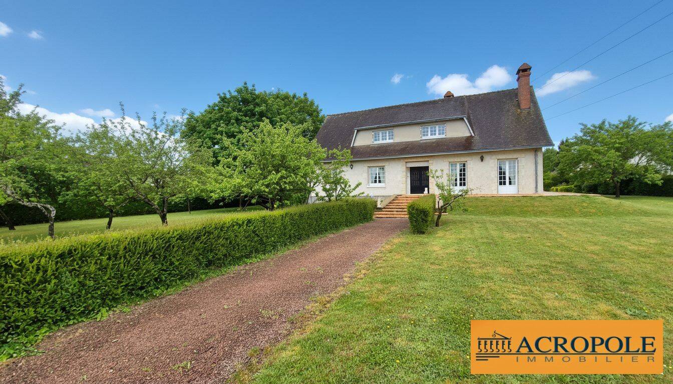 Maison 12 pièces 213 m² · à Aubigny-sur-Nère · 213 m² · 282 000 €