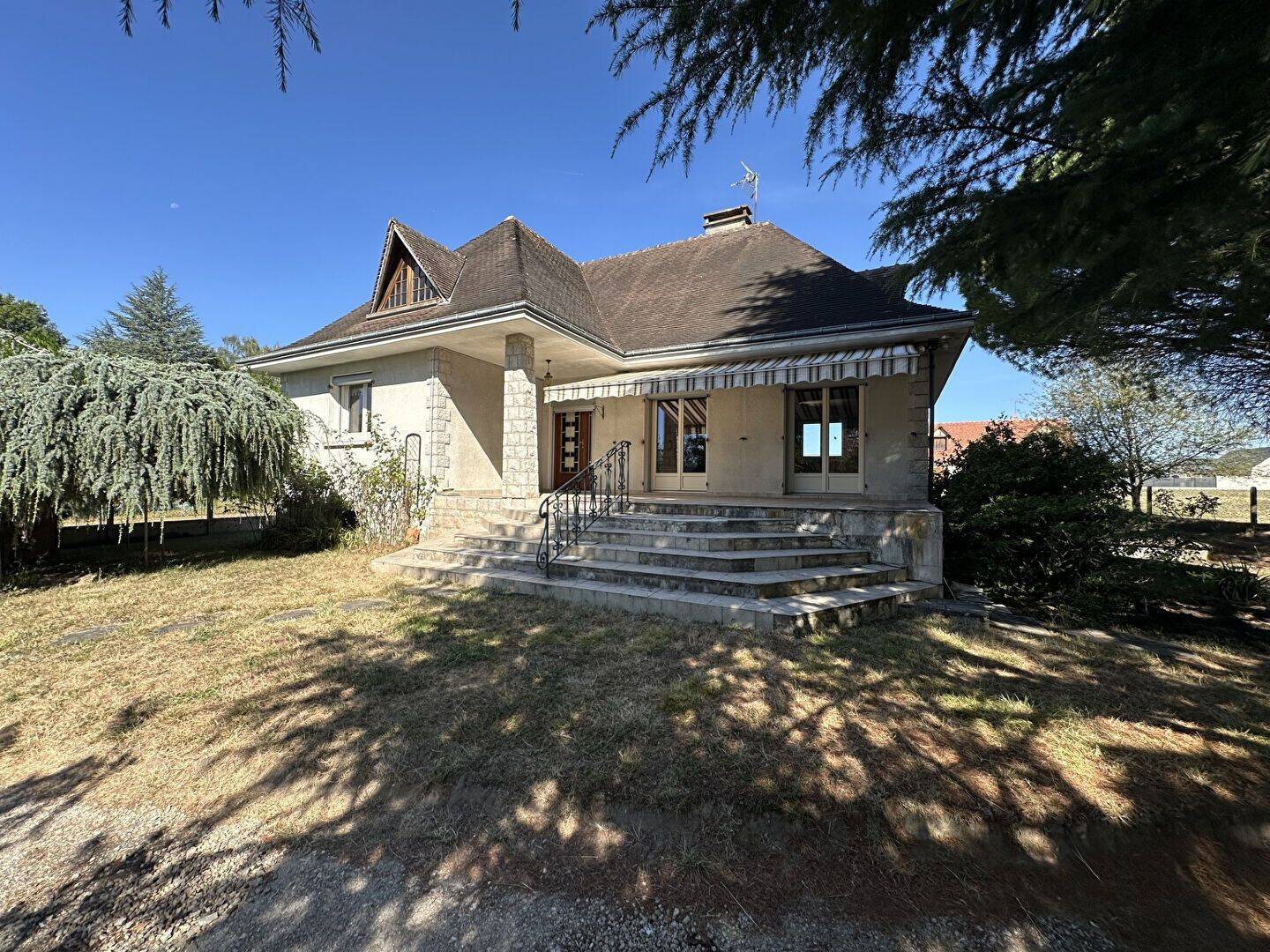 Maison 6 pièces 137 m² · à Cour-Cheverny · 137 m² · 197 500 €