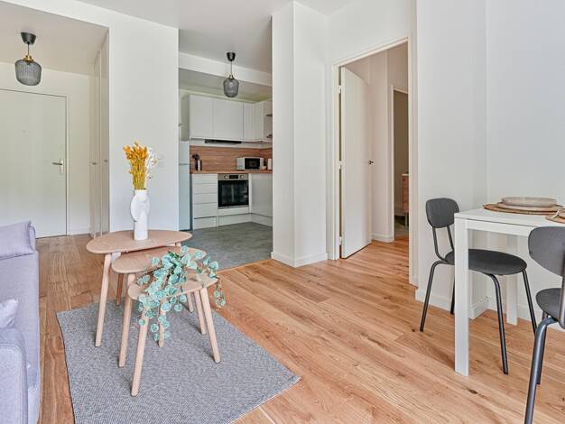 Appartement à louer 1 995 € 2 pièces 1 chambre 43,9 m² 3ème étage Montsouris Dareau Paris 14ème arrondissement 75014