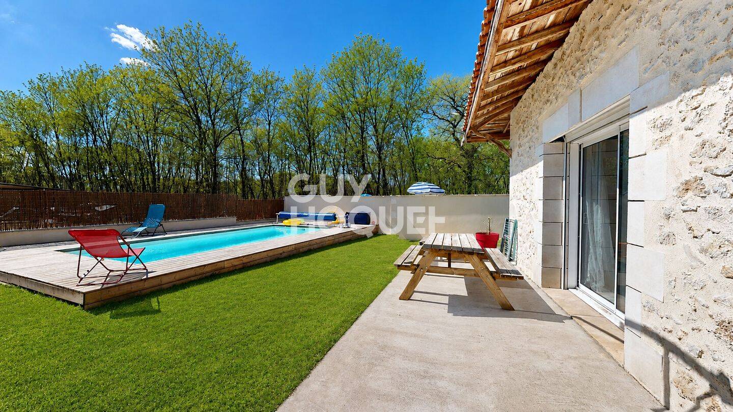 Maison 6 pièces 155 m² · à Podensac · 155 m² · 330 000 €