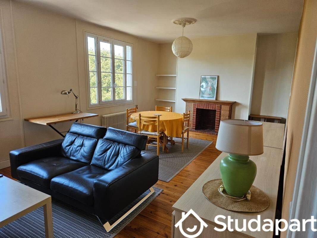 Appartement 3 pièces 63 m² · à Bordeaux · 63 m² · 1 235 €