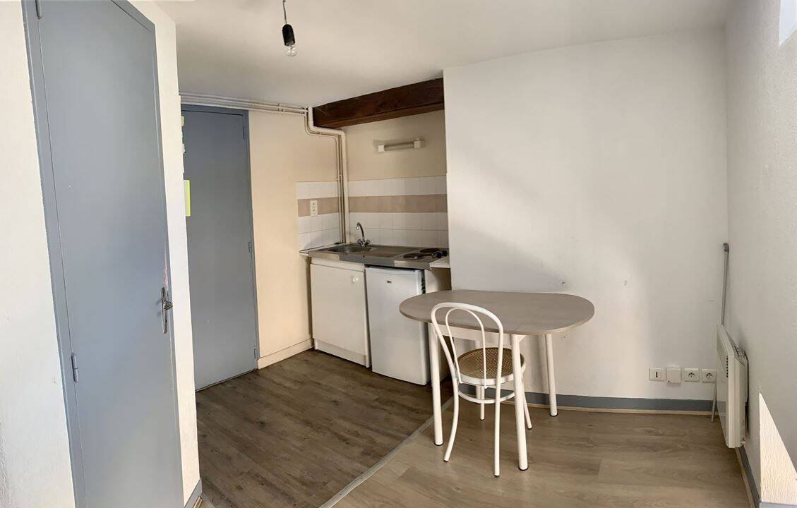 Appartement 1 pièce 18 m² · à Limoges · 18 m² · 285 €/mois