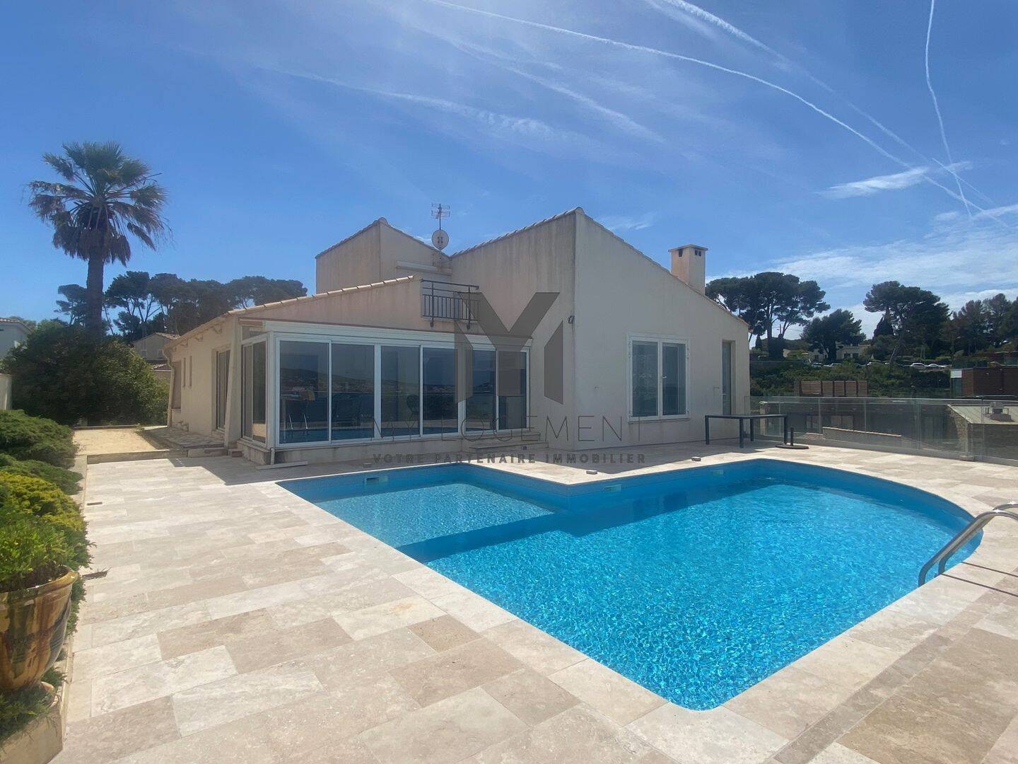 Appartement 6 pièces 200 m² · à Sanary-sur-Mer · 200 m² · 2 000 000 €