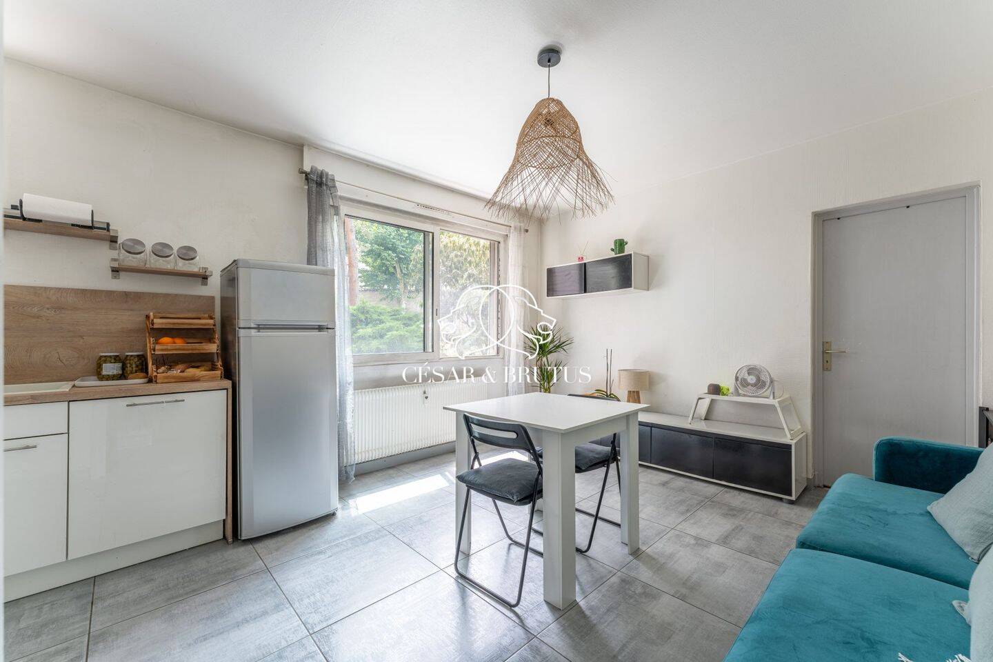 Appartement 2 pièces 37 m² · à Tassin-la-Demi-Lune · 37 m² · 140 000 €