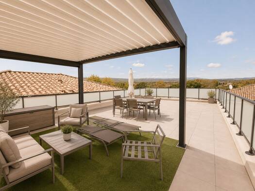 Appartement à vendre 840 000 € 4 pièces 3 chambres 90,9 m² RDC/1 Saint-Cyr-sur-Mer 83270
