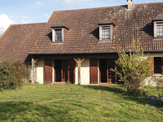 Maison à vendre 206 000 € 6 pièces 5 chambres 171 m² 2 184 m² de terrain Saint-Victor 03410