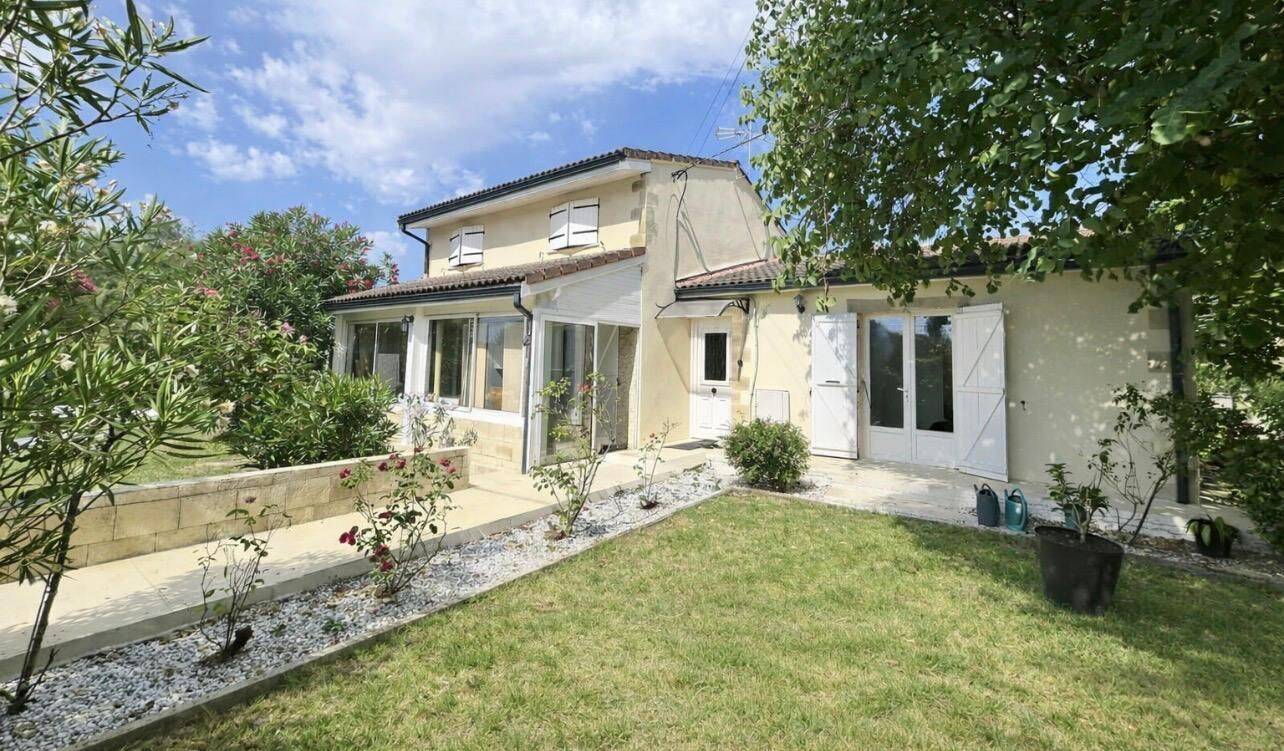 Maison 5 pièces 115 m² · à Saint-André-de-Cubzac · 115 m² · 335 000 €