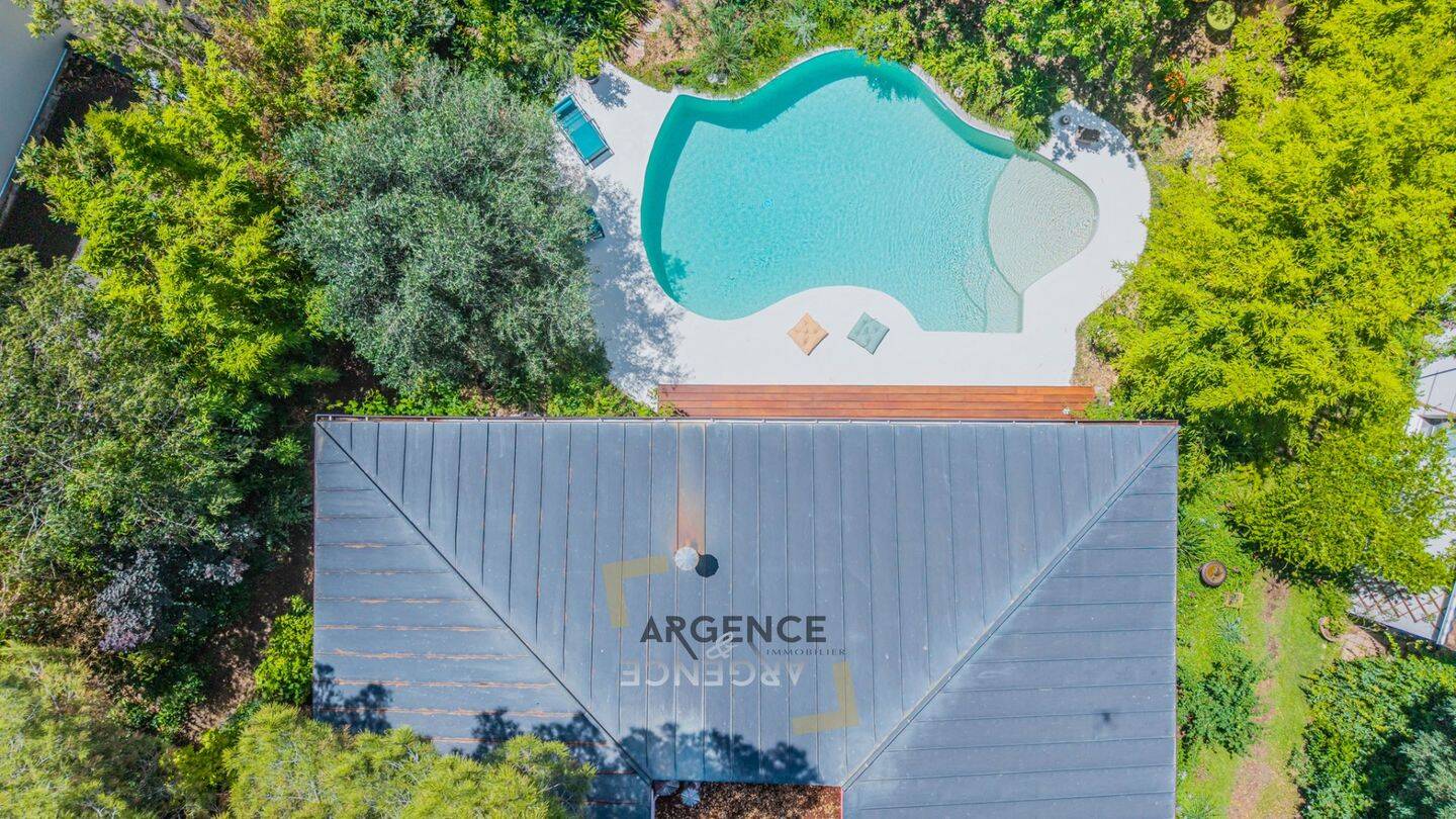 Maison 6 pièces 232 m² · à Castelnau-le-lez · 232 m² · 1 395 000 €