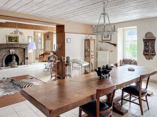 Maison à vendre 445 000 € 18 pièces 8 chambres 550 m² 15 000 m² de terrain Étouvelles 02000