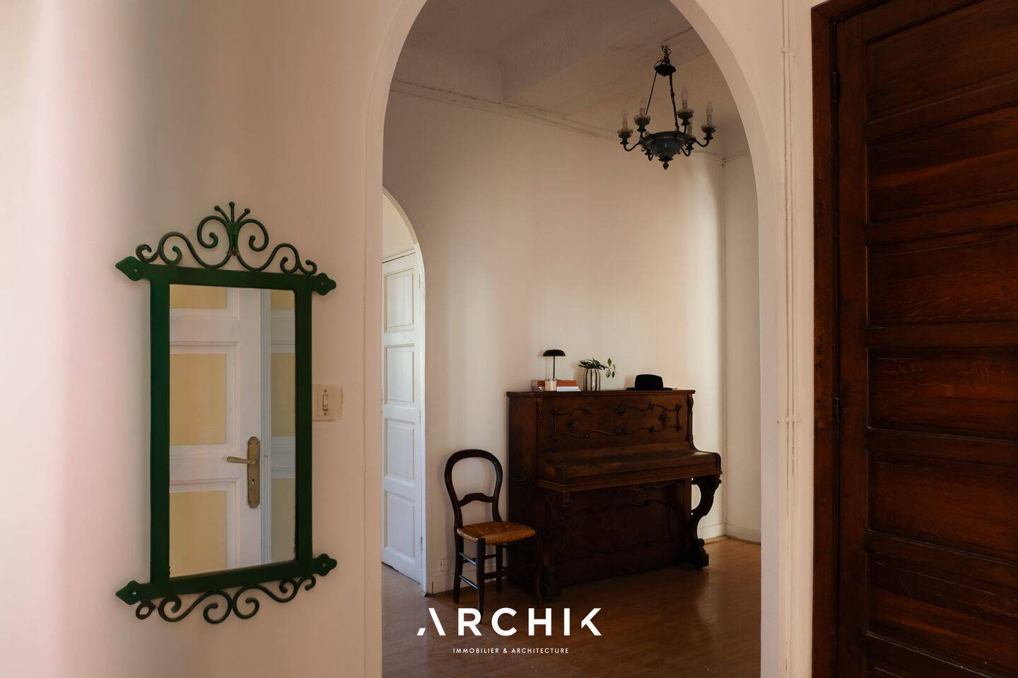 Appartement 6 pièces 185 m² · à Marseille 8ème Arrondissement · 185 m² · 565 000 €