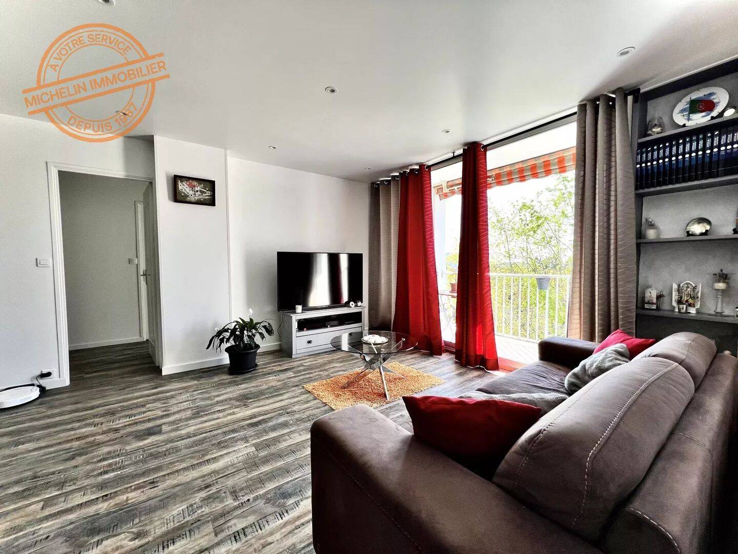 Appartement 3 pièces 70 m² · à Champagne-au-Mont-d'Or · 69,9 m² · 1 350 €/mois