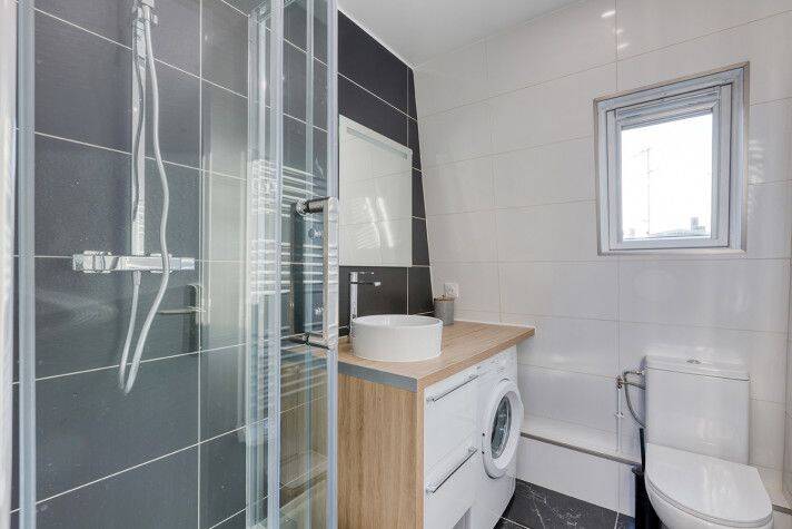 Appartement 2 pièces 22 m² · à Paris 8ème Arrondissement · 22 m² · 1 389 €
