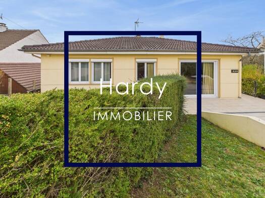 Maison de plain-pied à vendre 325 000 € 4 pièces 3 chambres 80,8 m² 619 m² de terrain La Meth Osny 95520