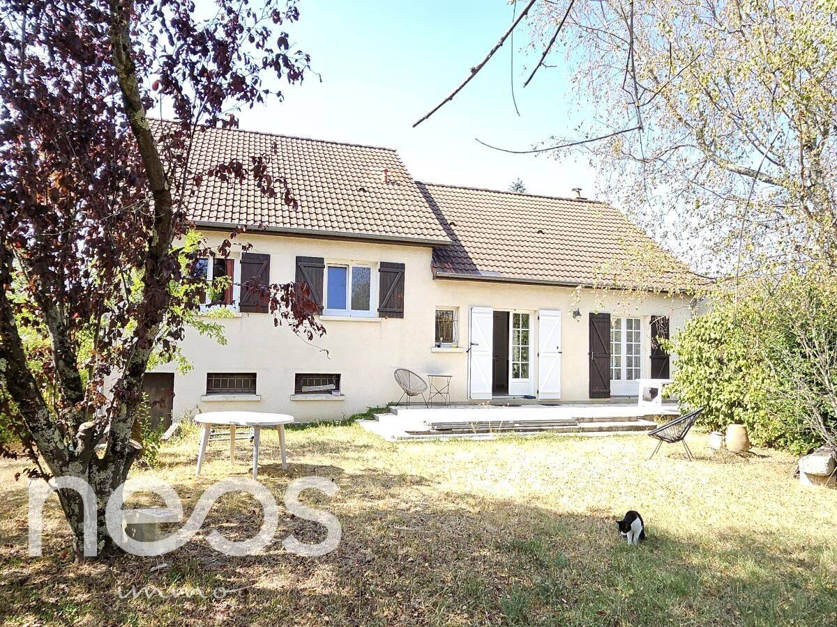 Maison 4 pièces 120 m² · à Bourges · 119,8 m² · 245 000 €
