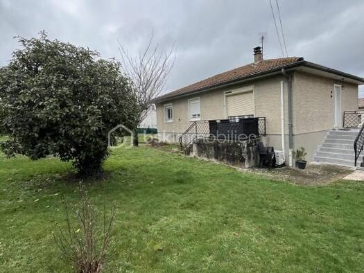 Maison à vendre 210 000 € 6 pièces 4 chambres 122 m² 951 m² de terrain La Lauze Mazamet 81200