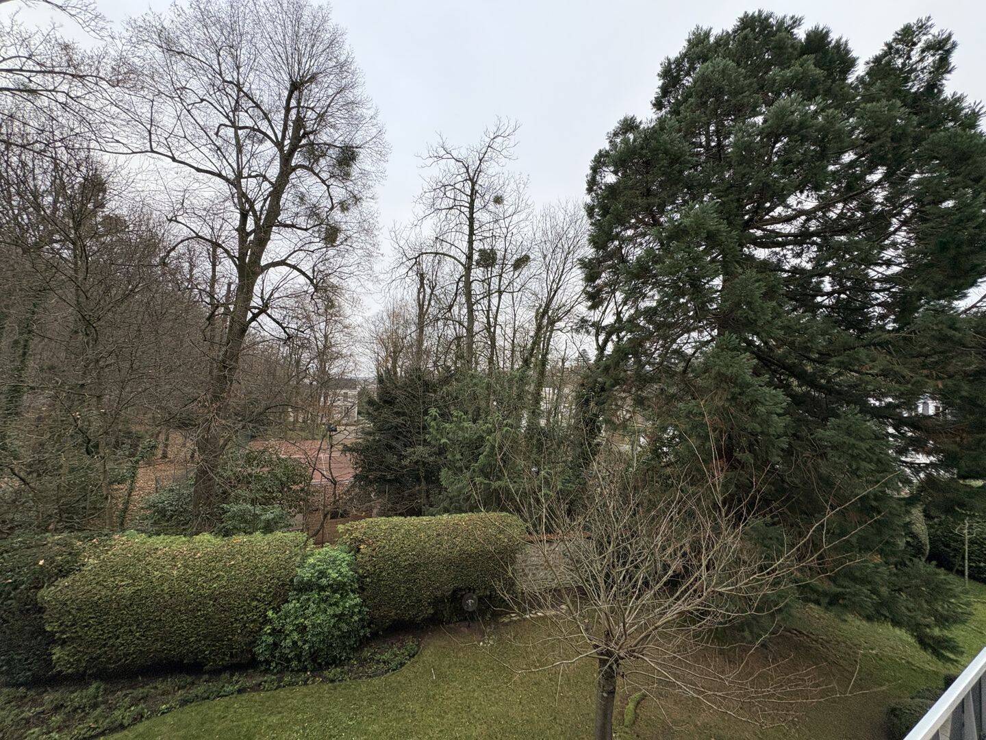 Appartement 4 pièces 143 m² · à Ville-d'Avray · 143 m² · 819 000 €