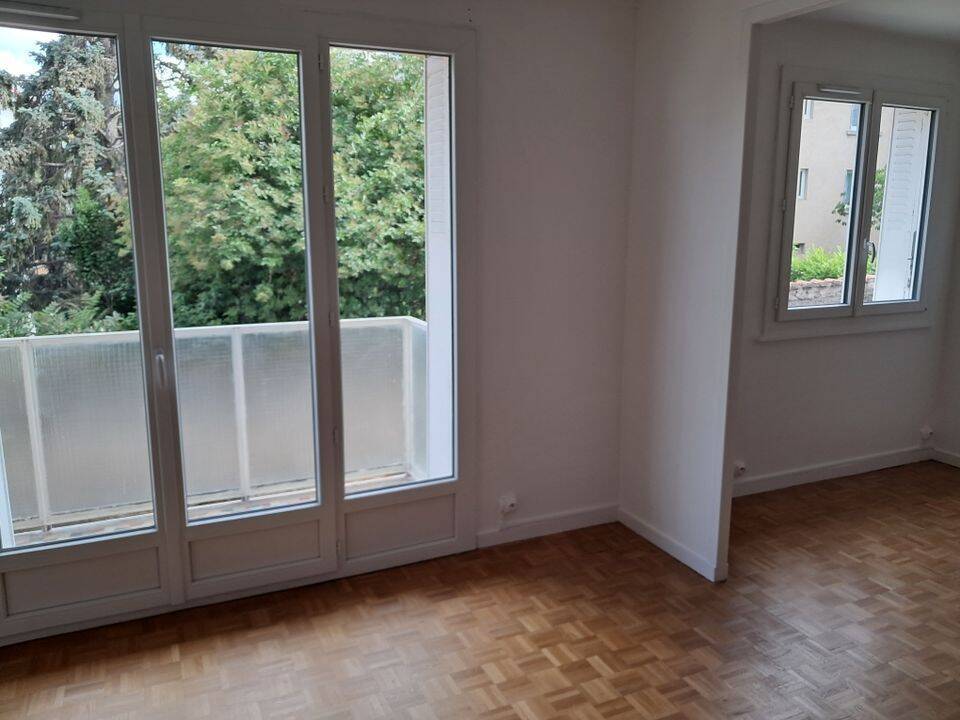 Appartement 3 pièces 69 m² · à Clermont-Ferrand · 69 m² · 690 €