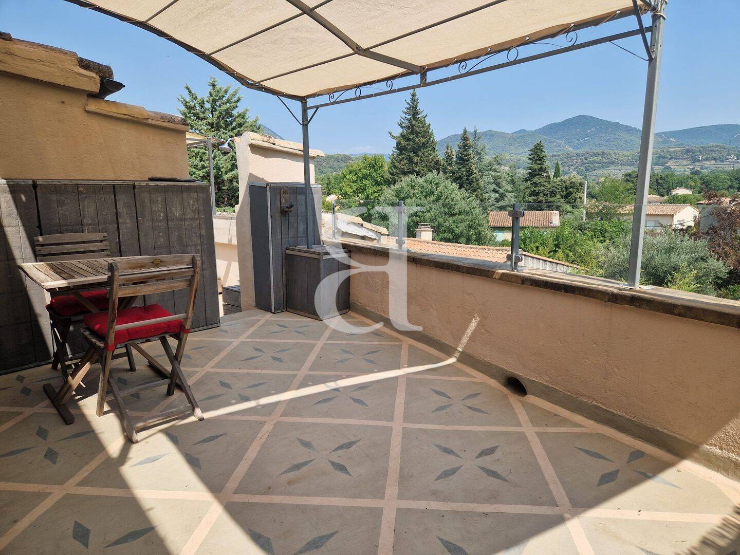 Maison 6 pièces 127 m² · à Mirabel-aux-Baronnies · 127 m² · 259 000 €