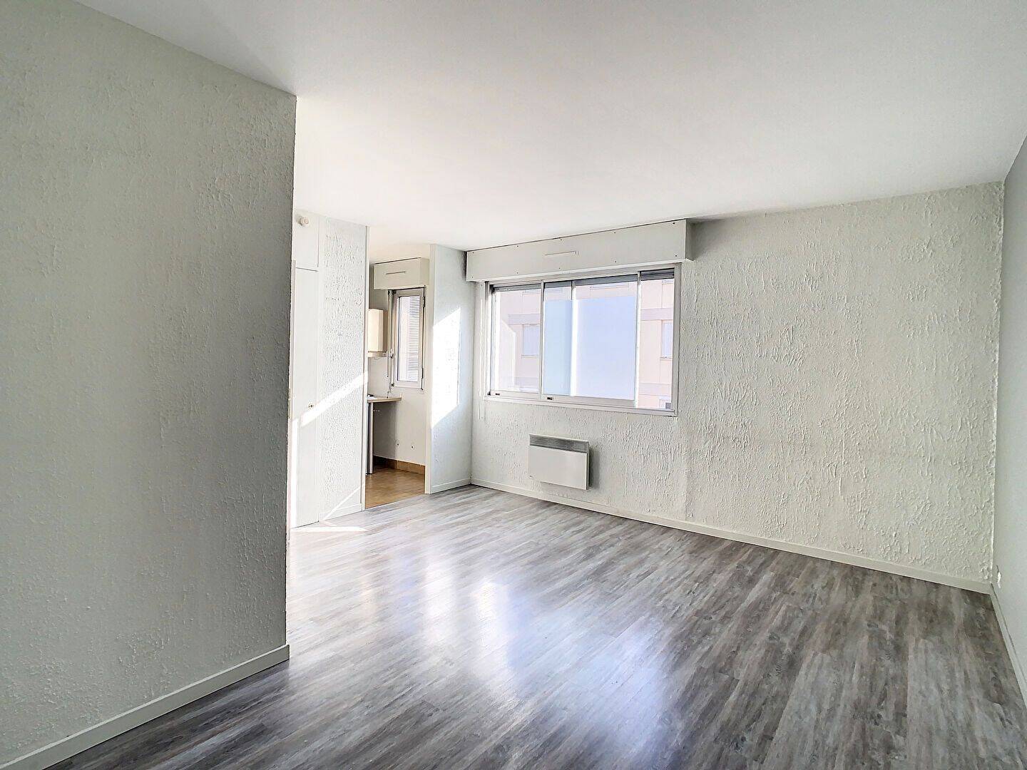Appartement 1 pièce 26 m² · à Lyon 7ème Arrondissement · 26,5 m² · 522 €/mois