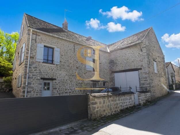 Maison à vendre 499 900 € 9 pièces 5 chambres 195 m² 2 209 m² de terrain Breux-Jouy 91650