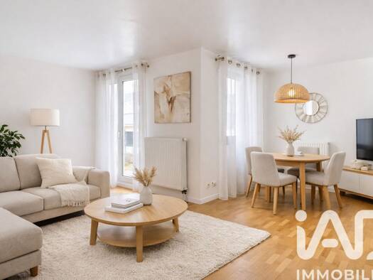 Appartement à vendre 259 750 € 3 pièces 2 chambres 61 m² RDC/1 Bois de la Grille Guyancourt 78280