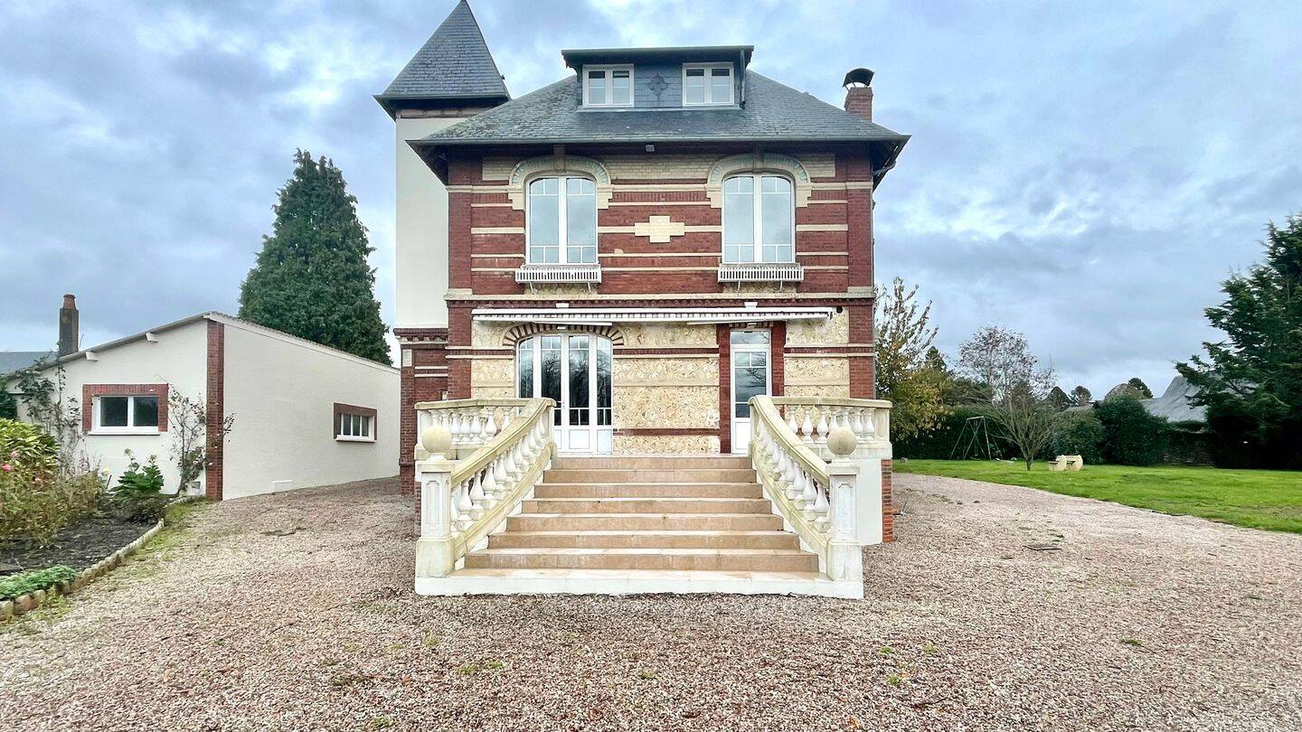 Maison 10 pièces 214 m² · à Deauville · 214 m² · 1 550 000 €