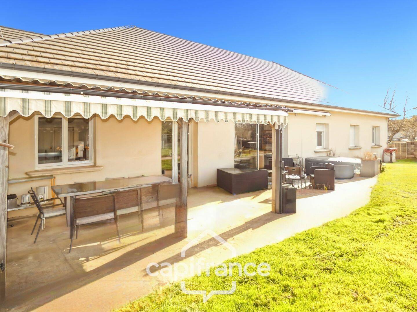 Maison 11 pièces 209 m² · à Pointre · 209 m² · 350 000 €