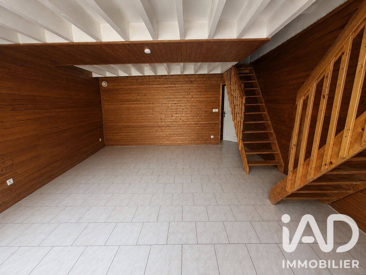 Appartement 3 pièces 46 m² · à Romilly-sur-Seine · 46,4 m² · 55 000 €