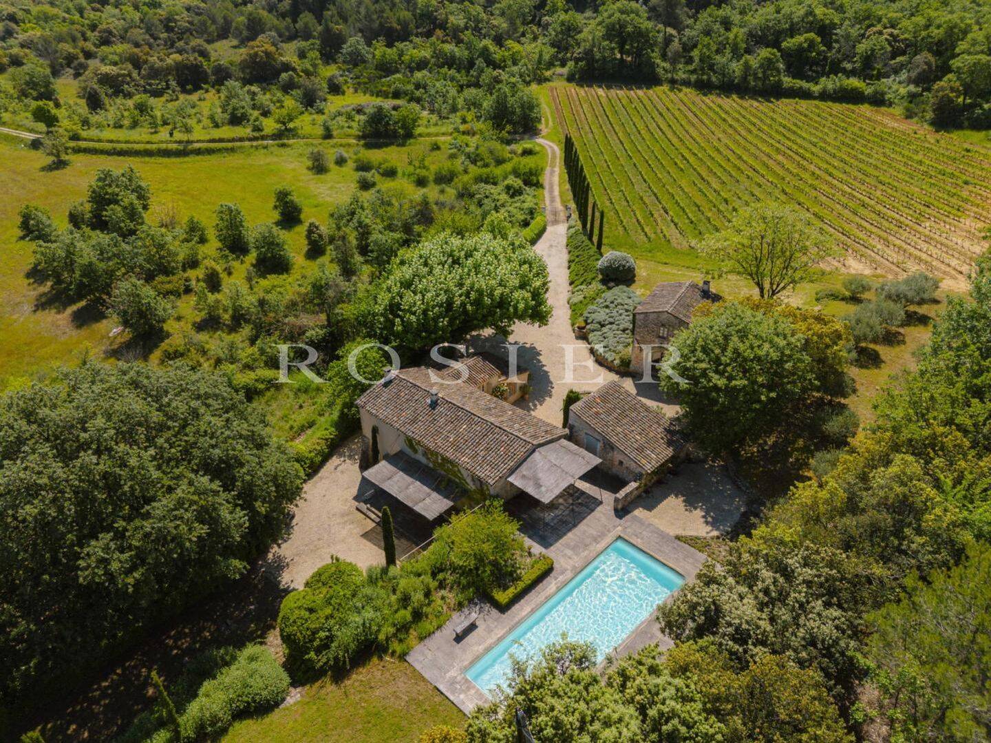Maison 10 pièces 275 m² · à Ménerbes · 275 m² · 2 000 000 €