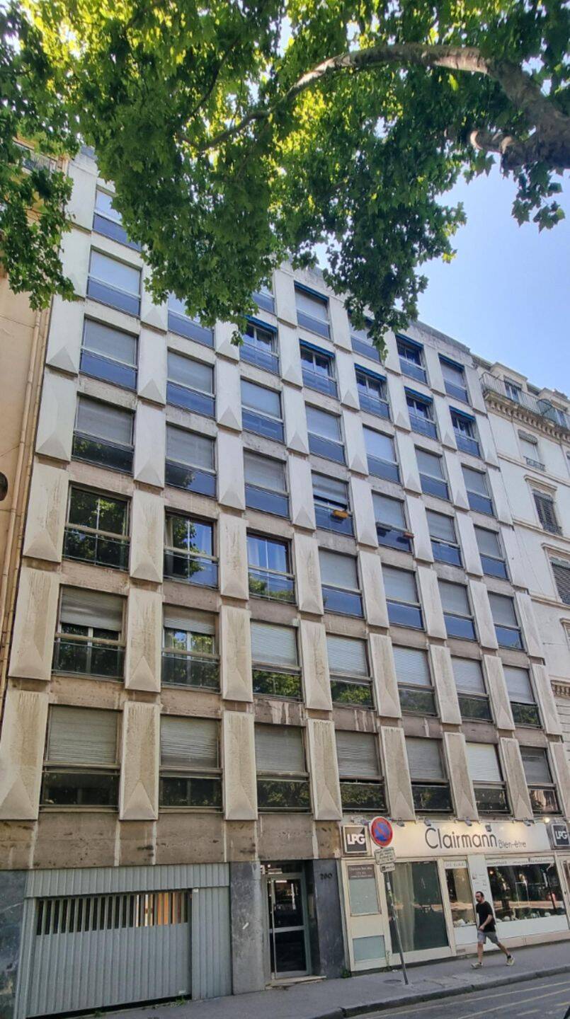 Appartement 1 pièce 36 m² · à Lyon 7ème Arrondissement · 35,7 m² · 129 000 €