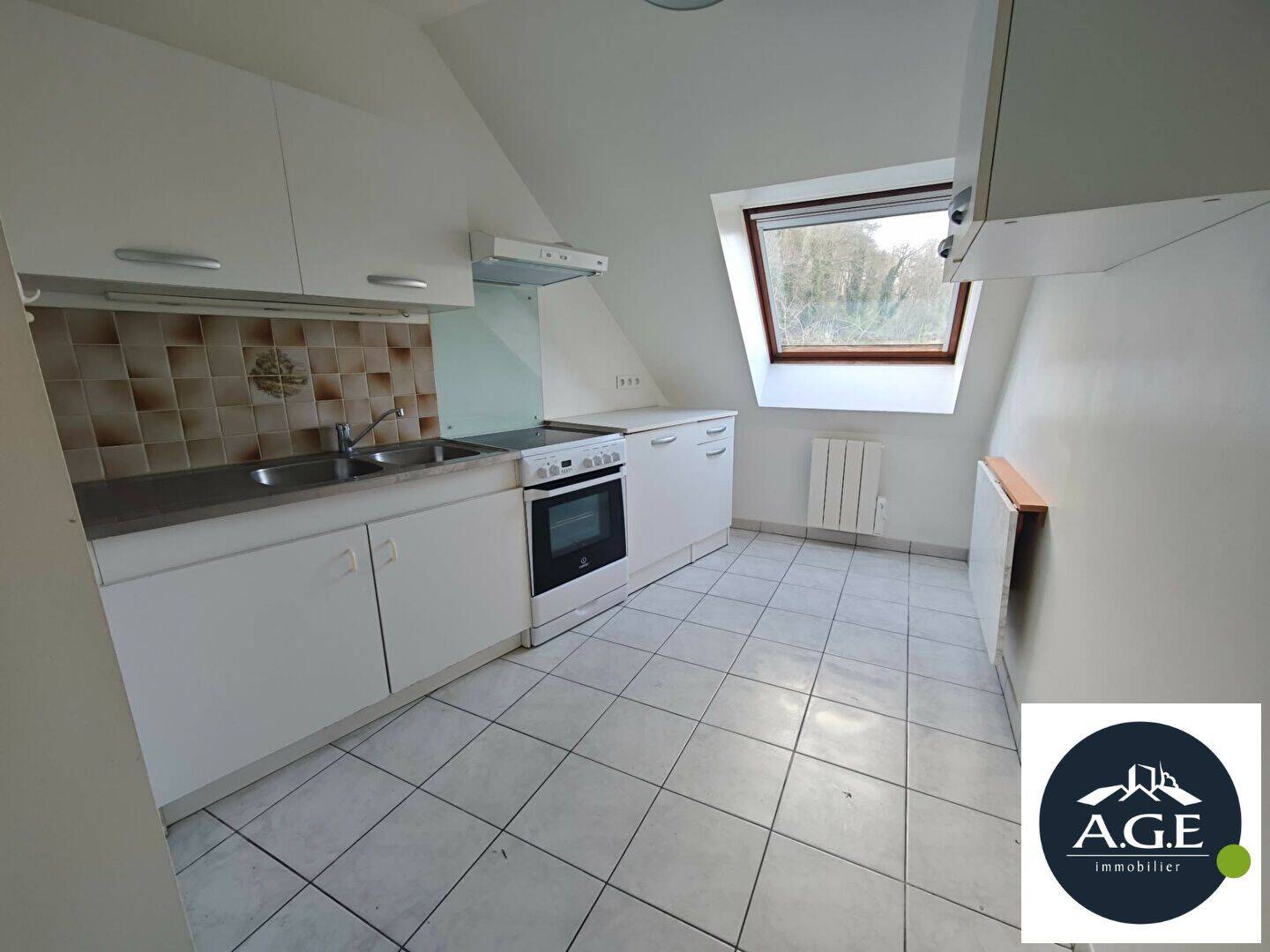 Appartement 2 pièces 41 m² · à Épernon · 41 m² · 656 €