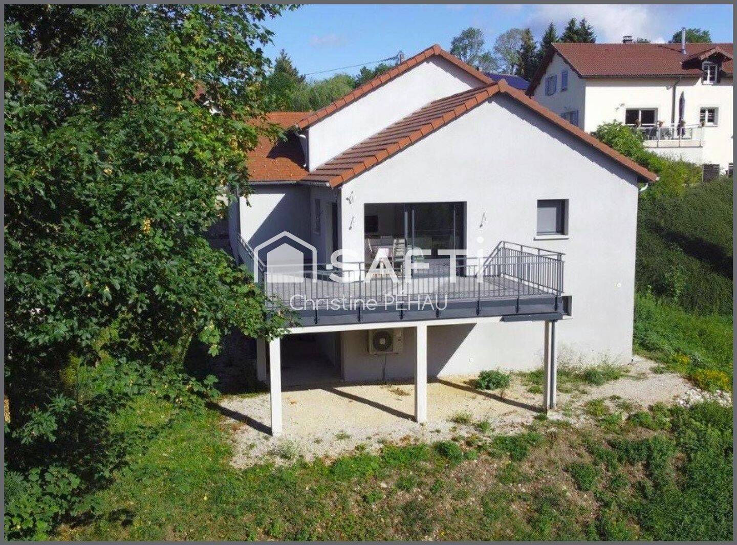 Maison 5 pièces 133 m² · à Jougne · 133 m² · 595 000 €