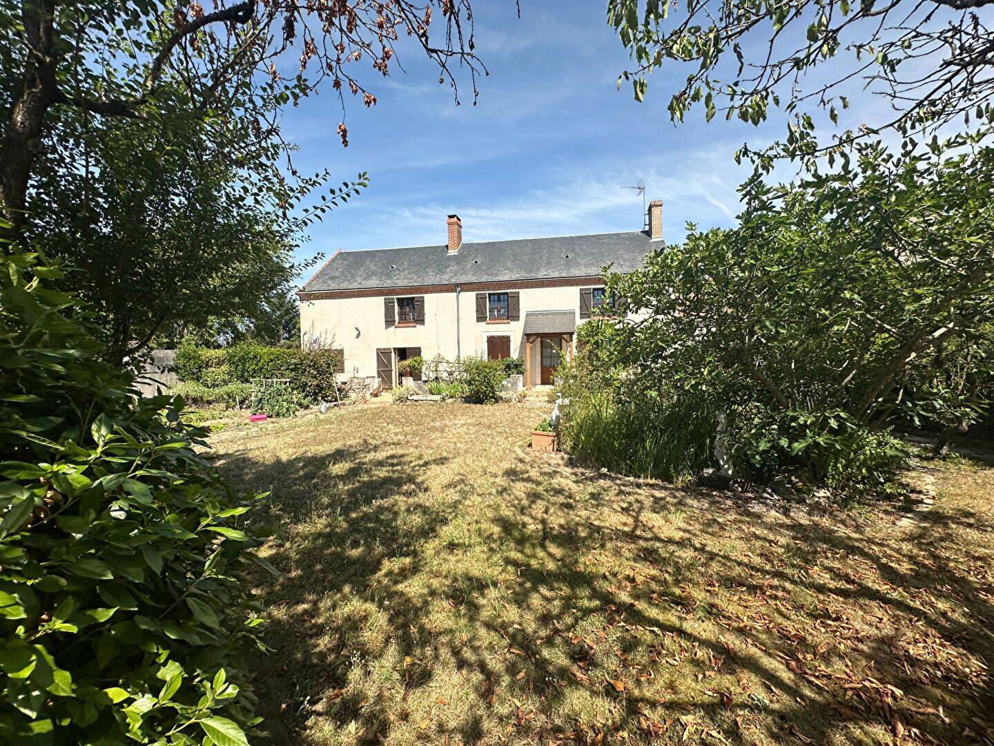 Maison 5 pièces 183 m² · à Maslives · 183,4 m² · 243 000 €